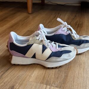 New Balance 327 Women’s Sneakers, Size 8.5